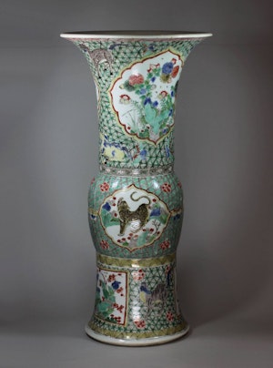 Chinese famille verte gu beaker vase, Kangxi (1662-1722)