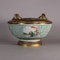 Chinese porcelain moulded bowl, possibly 18th century - image 5