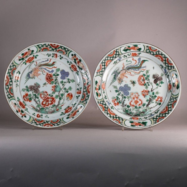 Pair of Chinese famille verte plates, Kangxi (1662-1722) - image 1