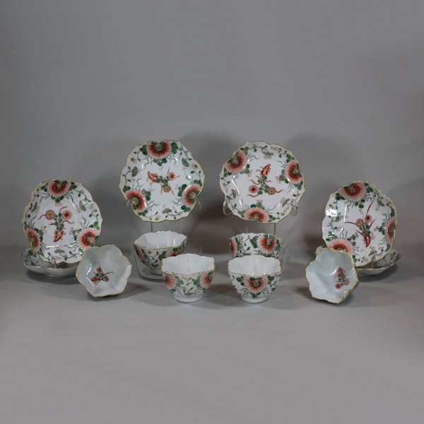 Six Chinese famille verte teabowls and saucers, Yongzheng (1723-35) - image 3