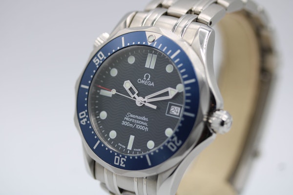 Omega Seamaster Diver 300 M Box and Papers - image 3