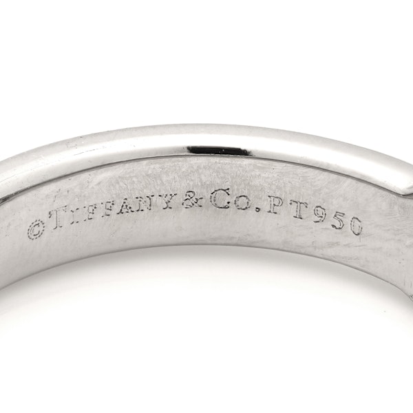 Tiffany & Co.  Etoile Platinum 0.30 cts. diamond solitaire ring - image 7