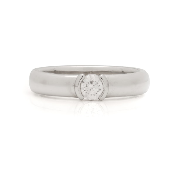 Tiffany & Co.  Etoile Platinum 0.30 cts. diamond solitaire ring - image 3