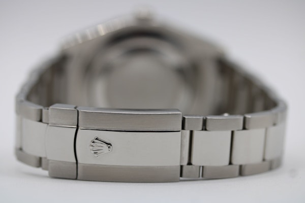 Rolex Datejust ll 116300 - image 8