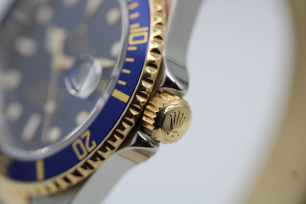 Rolex Submariner 16613 - image 17