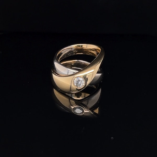 2-tone gold diamond ring - image 2