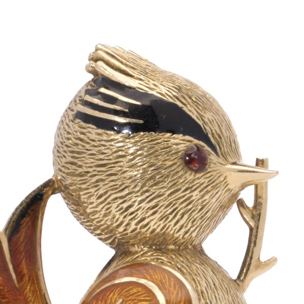 Vintage 18kt yellow gold enamelled bird brooch - image 2