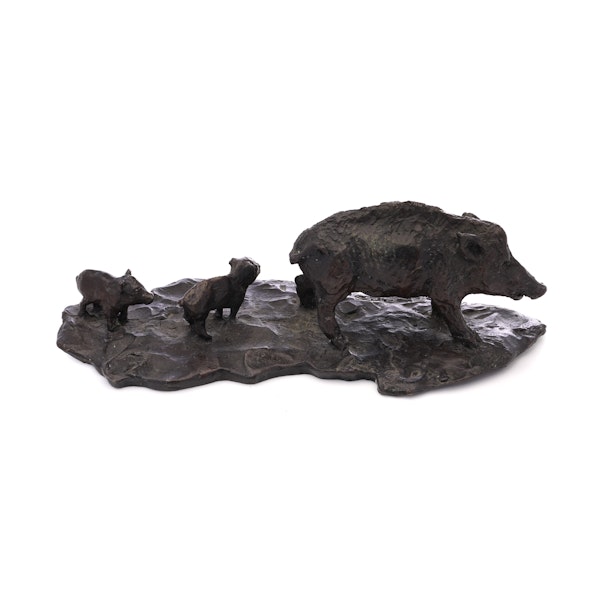 Patrick Laroche Bronze Figurine: Wild Boar with Two Boarlets - image 2