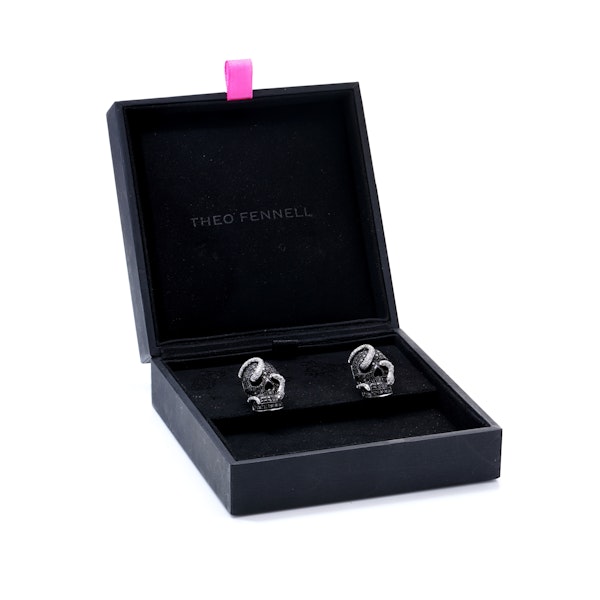 Theo Fennell 18kt gold black diamond skull cufflinks - image 6