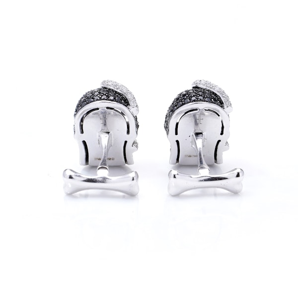 Theo Fennell 18kt gold black diamond skull cufflinks - image 4