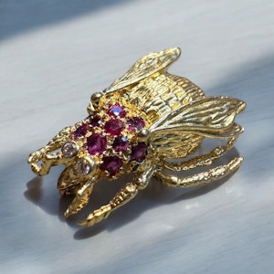 Tiffany & Co - Bee Brooch