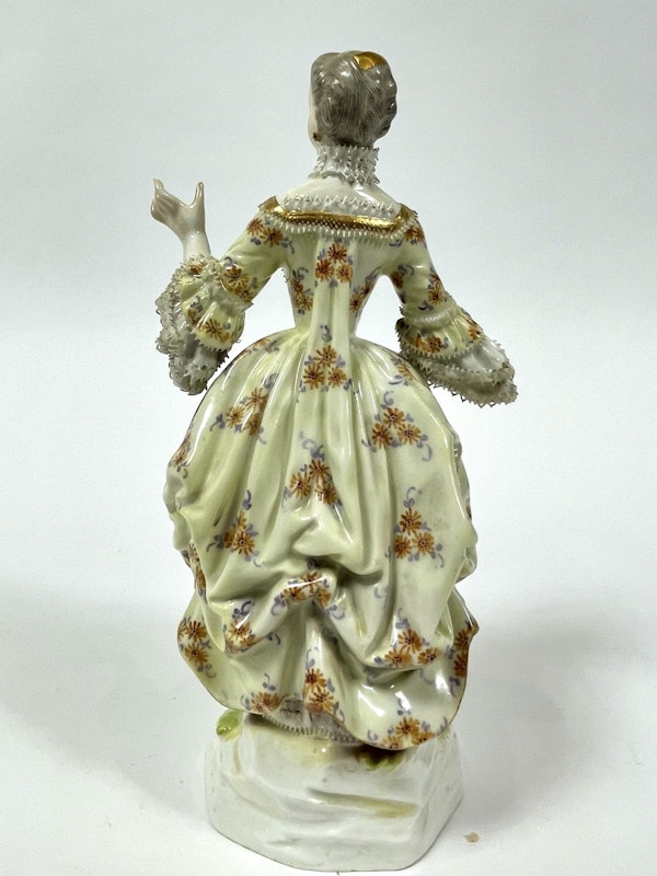 Pair of Meissen figures - image 10