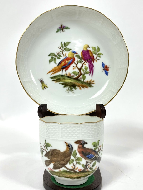 Meissen ornithological cups and saucers - image 3