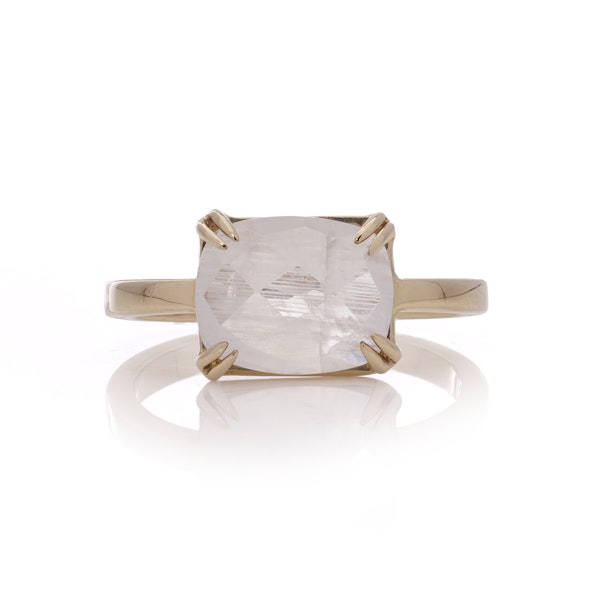 4K Gold Quartz Ladies Ring - image 2