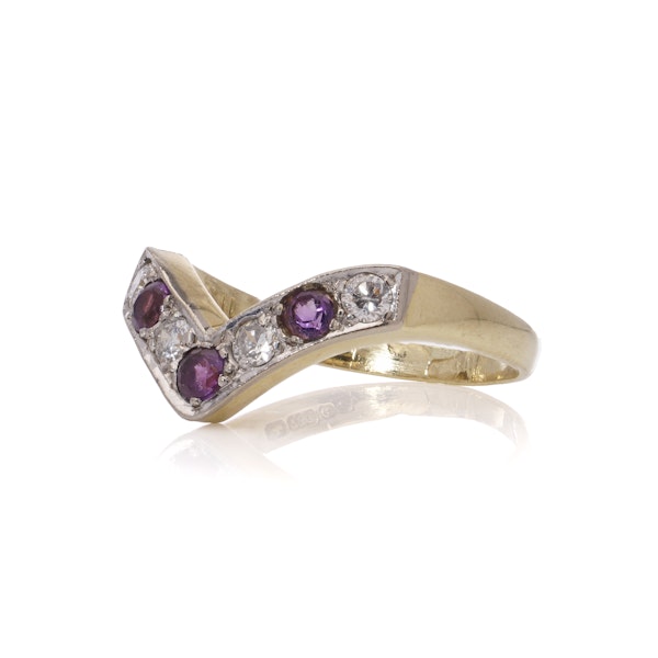 Vintage 1970s Amethyst and Diamond V-Shaped Ring - image 5