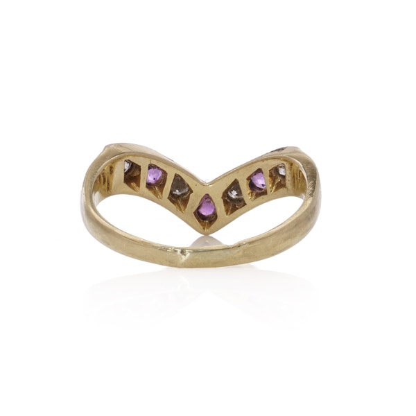 Vintage 1970s Amethyst and Diamond V-Shaped Ring - image 3