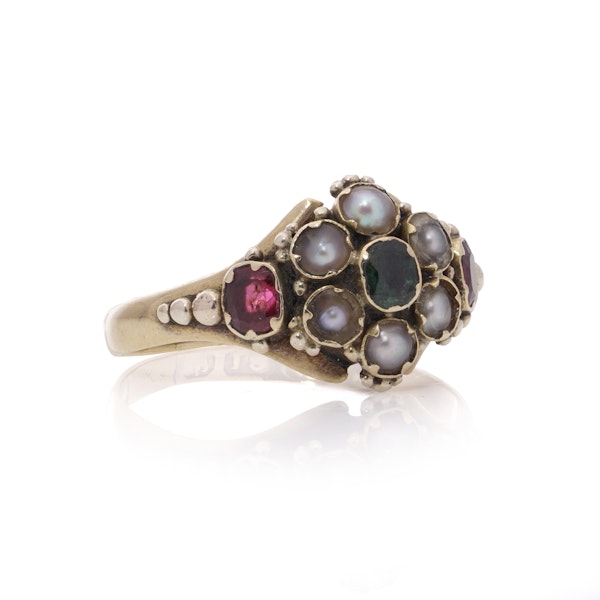 Victorian 18kt Gold Ring with Pearls, Garnet, and Emerald - image 2