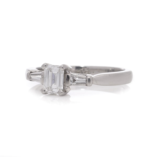 platinum ring featuring an elegant emerald-cut diamond - image 3