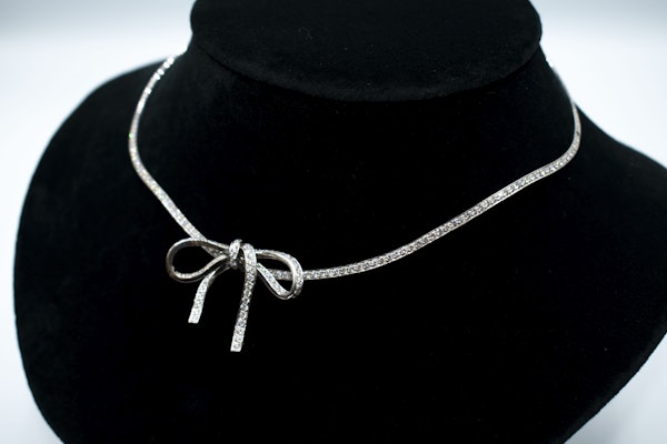 Christian Dior 'Bow' Necklace - image 2