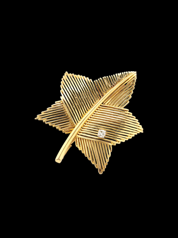 Vintage French 18ct gold leaf brooch SKU: 7786 DBGEMS - image 1