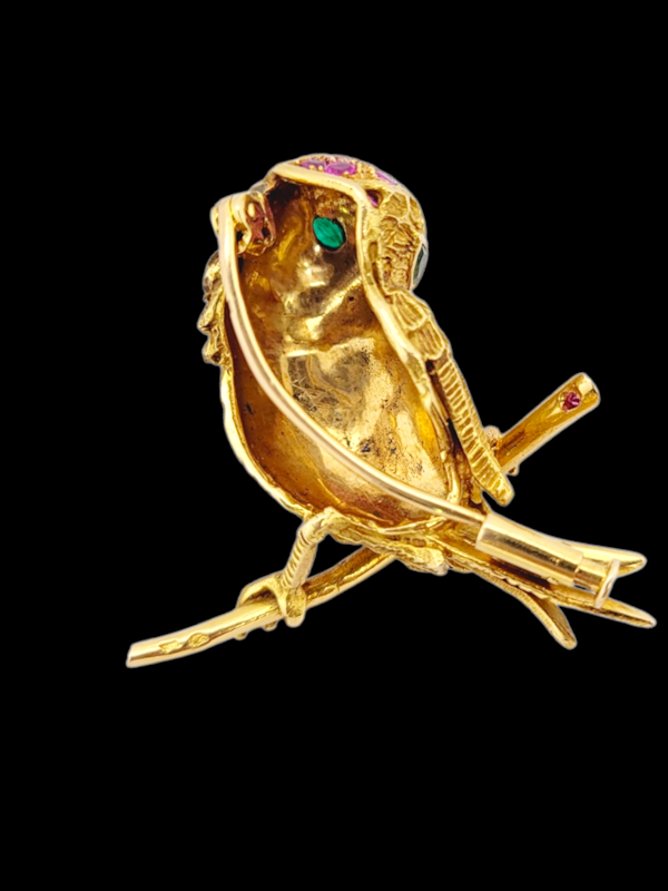 Cute 1960's ruby and emerald birdie brooch SKU: 7787 DBGEMS - image 4