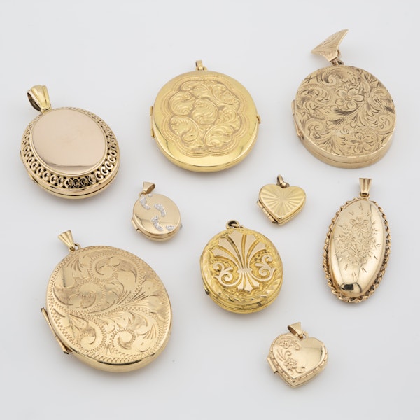 Locket's - image 1