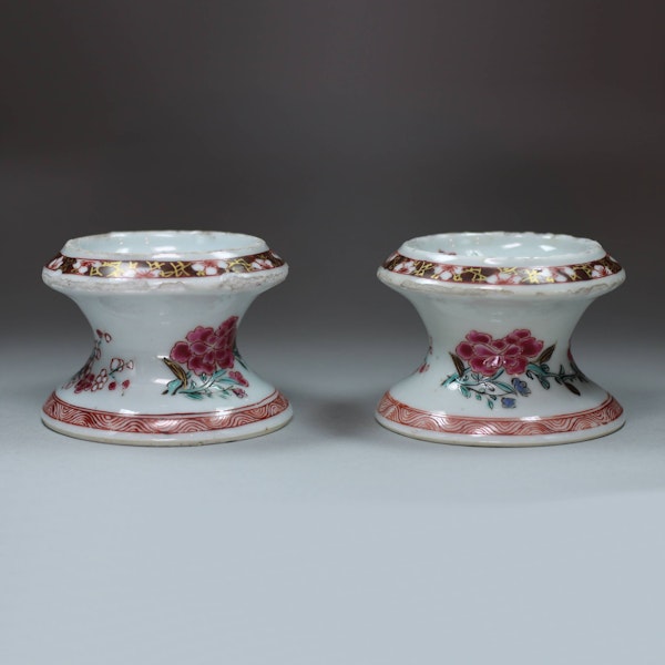 Pair of Chinese famille rose circular salts, Yongzheng (1723-35) - image 6