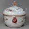 Chinese famille rose circular soup tureen and cover, Qianlong (1736-95) - image 4