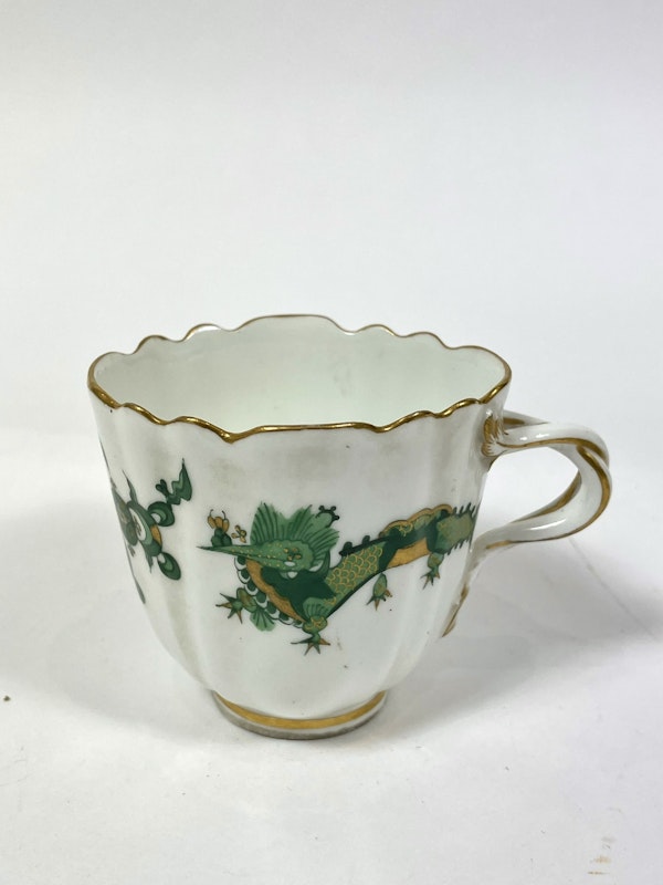 Pair of Meissen cups and saucers - image 4