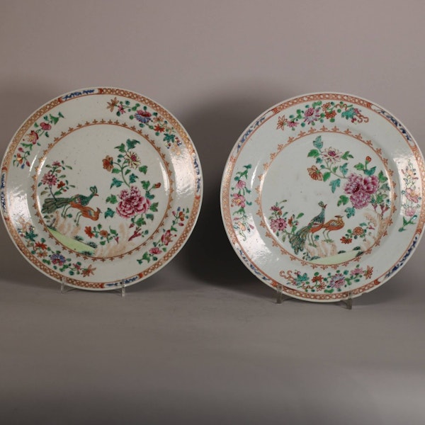 Pair of Chinese 'double-peacock' plates, Qianlong (1736-95) - image 1