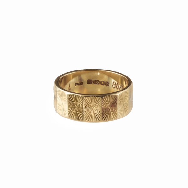 Sixties 18ct Gold Band - image 1