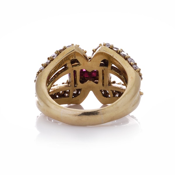 Kutchinsky 18kt Yellow Gold ruby and diamond cocktail ring - image 4