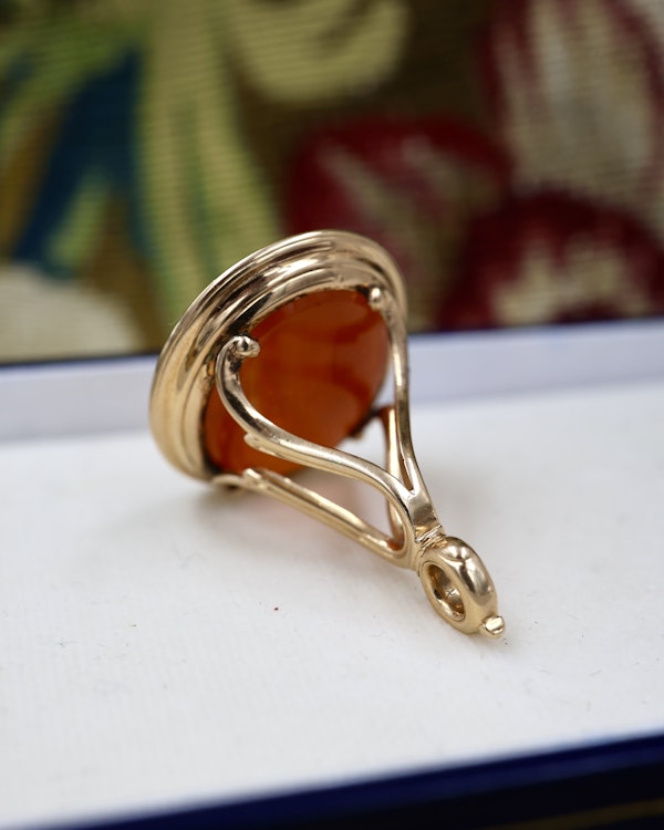 A Very Elegant 15 Carat Yellow Gold (tested) Carnelian "Intaglio" Seal. English Circa 1860 - image 3