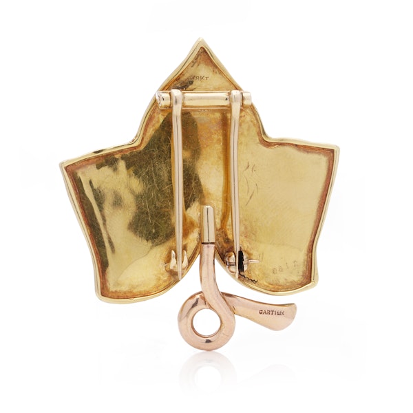 Cartier 18kt gold textured leaf brooch - image 4