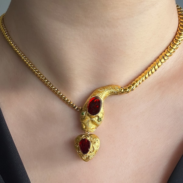 Victorian Gold & Garnet Snake Necklace SADDINGTONS JEWELLERY STAND 375 - image 5