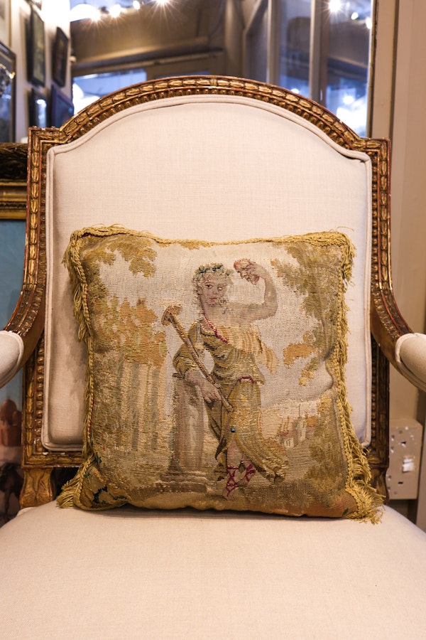 A very fine panel of Aubusson Tapestry of fine Hand Woven Silk and Wool - image 5