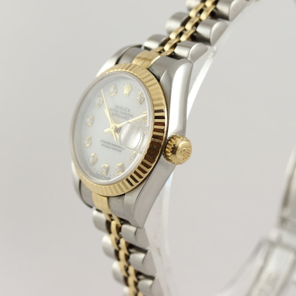 Rolex | Lady Datejust | 26mm | Ref 69173 | Original Diamond Dial | Papers and Box | Year 1999 - image 3