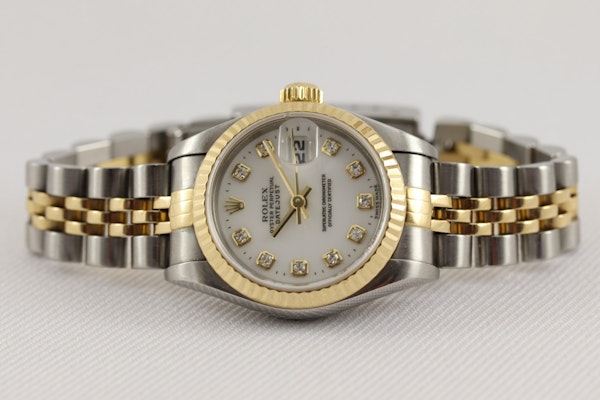 Rolex | Lady Datejust | 26mm | Ref 69173 | Original Diamond Dial | Papers and Box | Year 1999 - image 4