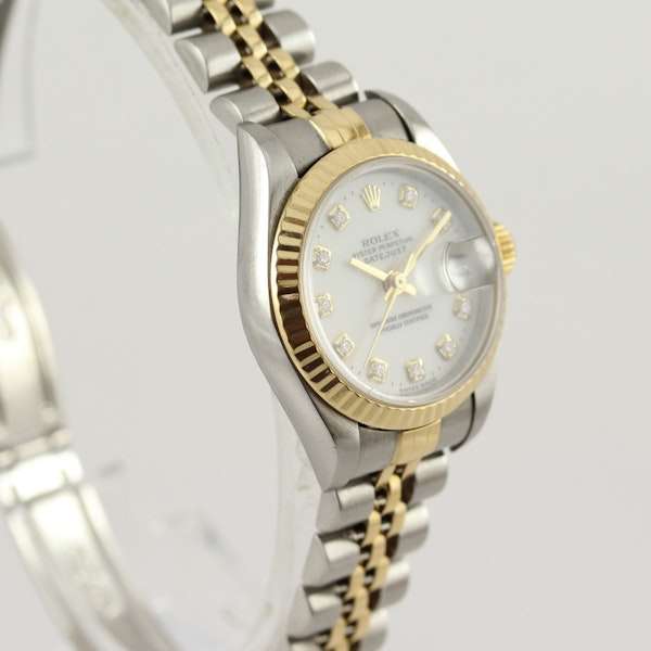 Rolex | Lady Datejust | 26mm | Ref 69173 | Original Diamond Dial | Papers and Box | Year 1999 - image 2