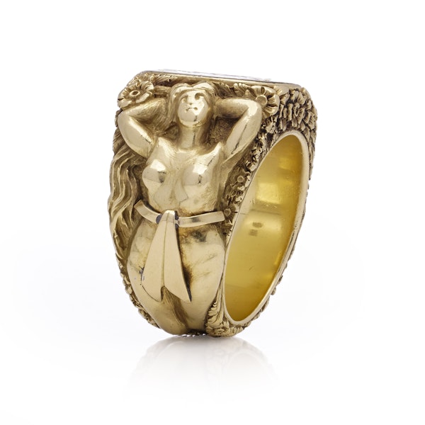 18kt Gold Ring with Coat of Arms - image 4