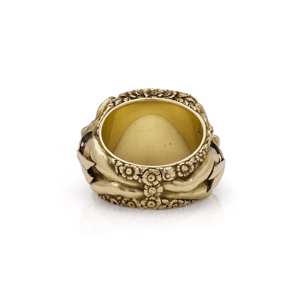 18kt Gold Ring with Coat of Arms - image 5