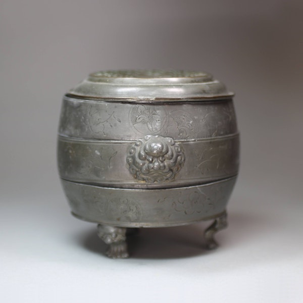 Chinese pewter three-tier box, late 18th/early 19th century - image 3