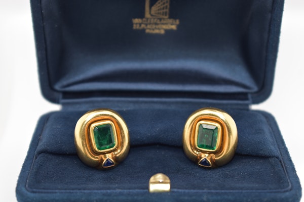 Van Cleef & Arpels Emerald Earrings - image 2