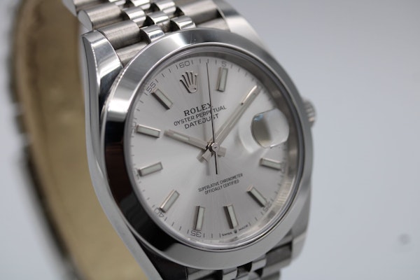 Rolex Datejust 126300 - image 5