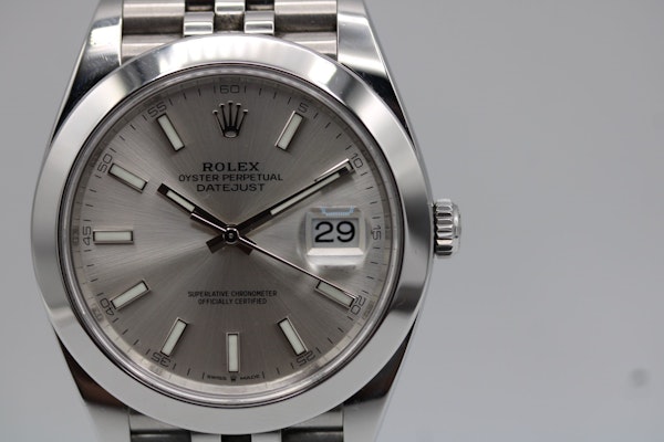 Rolex Datejust 126300 - image 7