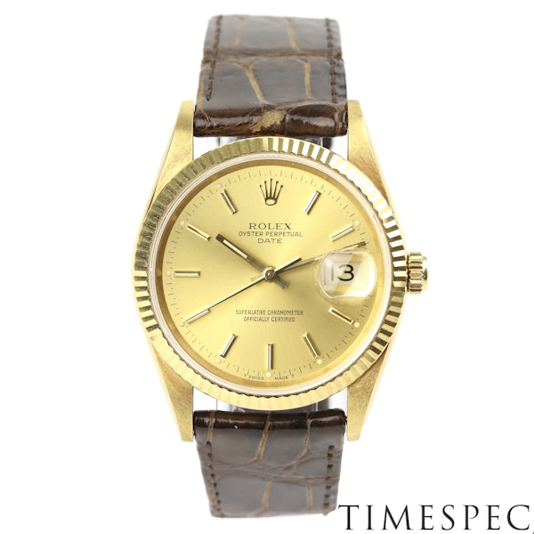 Rolex | Oyster Perpetual Date | 18K Yellow Gold | Ref 15238 | 34mm - image 2