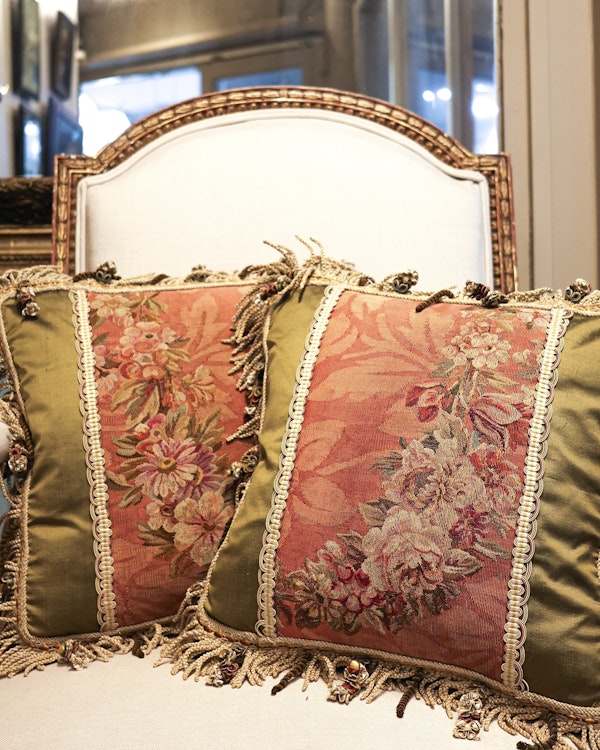 A pair of finely woven Beauvais Silk & Wool Hand-woven Tapestry Panels. Presented as a pair of fine cushions. Mid -  Late 19th Century - image 1