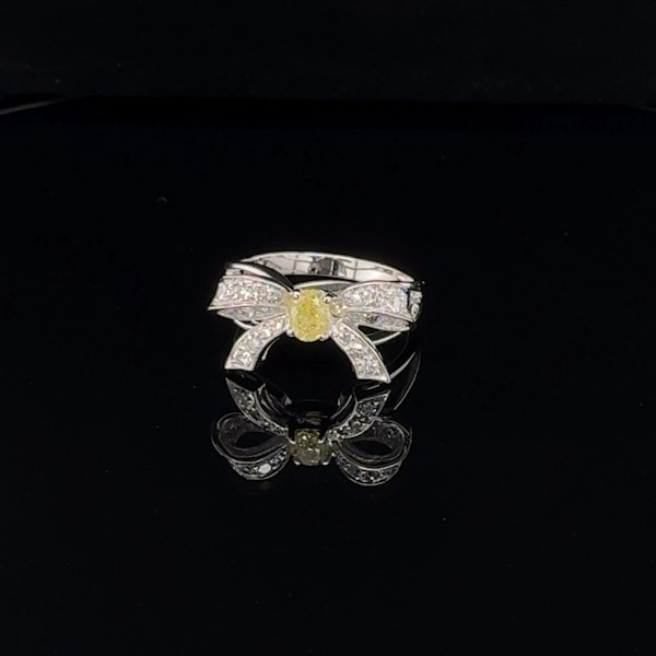 Yellow diamond bow rings - image 4