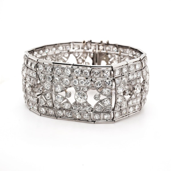 Art Deco Diamond and Platinum Bracelet, 30.00 Carats, Circa 1930 - image 3