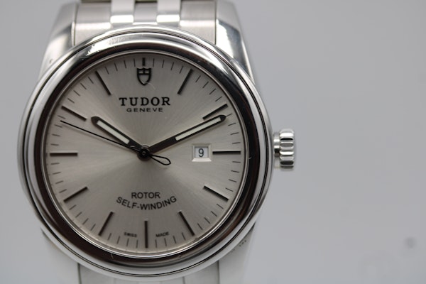 Tudor Glamour Date 53000 Silver Dial Full Set 2018 - image 7